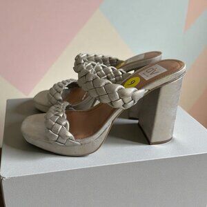 DV DOLCE VITA Gold Wash Braided Heels Size 9